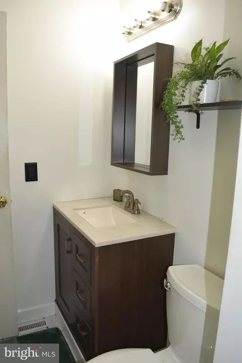 Bath - 8680 Head Harbour, Pasadena, MD 21122 photo 1 of 2