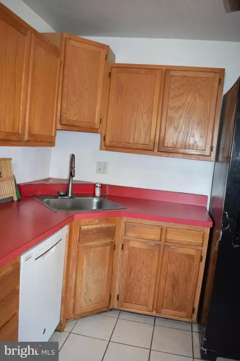 Kitchen - 8680 Head Harbour, Pasadena, MD 21122 photo 2 of 2