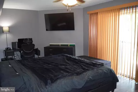 Bedroom - 8680 Head Harbour, Pasadena, MD 21122 photo 5 of 5