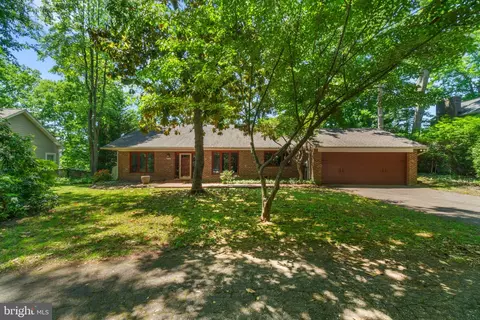 2758 Bon Haven Ln, Annapolis, MD 21401
