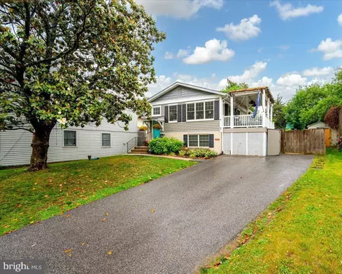 57 Spa Rd, Annapolis, MD 21401
