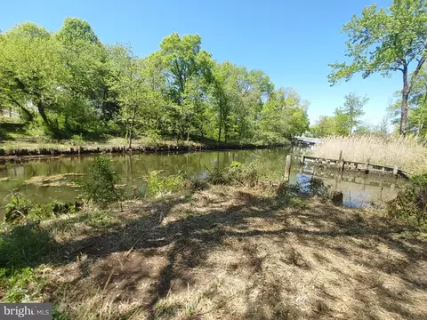 4180 Shoreham Beach Rd, Edgewater, MD 21037 photo 5