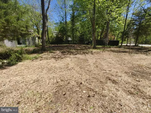 4180 Shoreham Beach Rd, Edgewater, MD 21037 photo 6