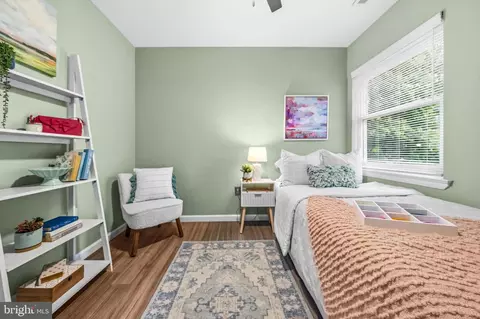 Bedroom - 4725 Frederick Ave, Shady Side, MD 20764 photo 2 of 6