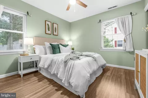 Bedroom - 4725 Frederick Ave, Shady Side, MD 20764 photo 5 of 6