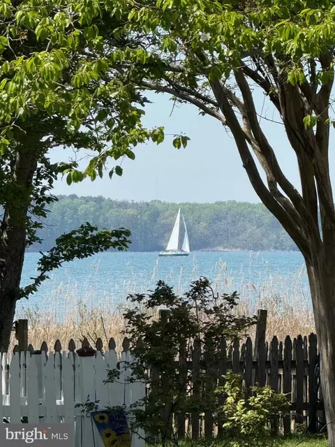 View/Area - 4725 Frederick Ave, Shady Side, MD 20764 photo 3 of 3