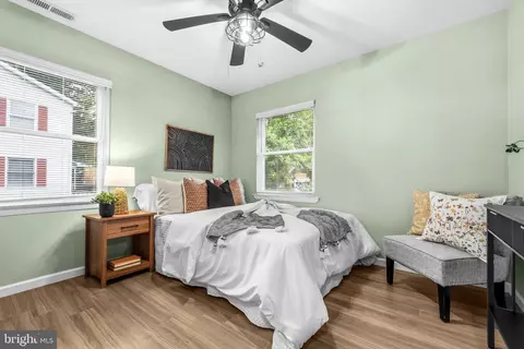 Bedroom - 4725 Frederick Ave, Shady Side, MD 20764 photo 3 of 6