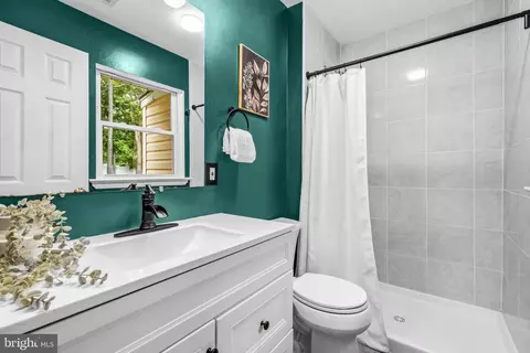 Bath - 4725 Frederick Ave, Shady Side, MD 20764 photo 2 of 2