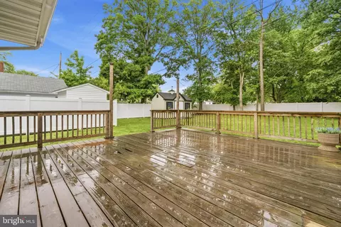 Exterior - 4725 Frederick Ave, Shady Side, MD 20764 photo 3 of 4