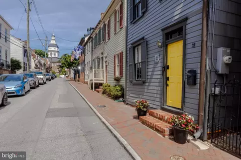 Exterior - 32 Cornhill St, Annapolis, MD 21401 photo 5 of 16