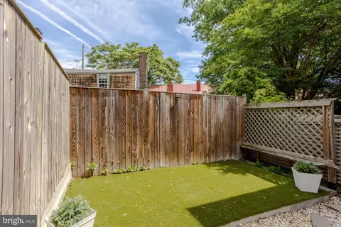 Exterior - 32 Cornhill St, Annapolis, MD 21401 photo 6 of 16