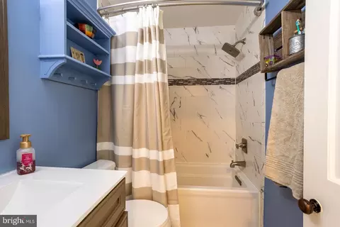 Bath - 32 Cornhill St, Annapolis, MD 21401 photo 1 of 2
