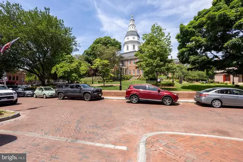 Exterior - 32 Cornhill St, Annapolis, MD 21401 photo 13 of 16