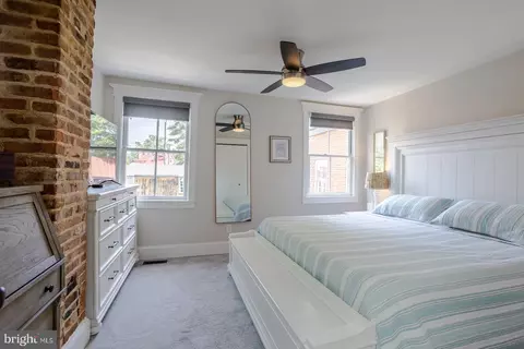 Bedroom - 32 Cornhill St, Annapolis, MD 21401 photo 4 of 8