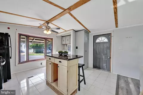 206 5th St, Lothian, MD 20711 photo 8