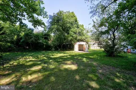 Exterior - 202 Brookfield Rd, Pasadena, MD 21122 photo 12 of 14