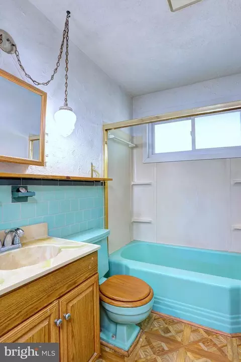 Bath - 202 Brookfield Rd, Pasadena, MD 21122 photo 1 of 1