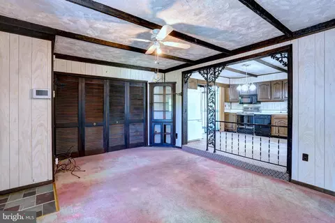 Living - 202 Brookfield Rd, Pasadena, MD 21122 photo 4 of 6