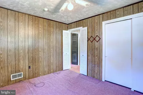 Bedroom - 202 Brookfield Rd, Pasadena, MD 21122 photo 4 of 4