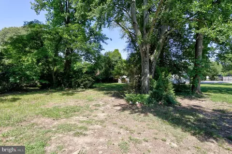 Exterior - 202 Brookfield Rd, Pasadena, MD 21122 photo 14 of 14