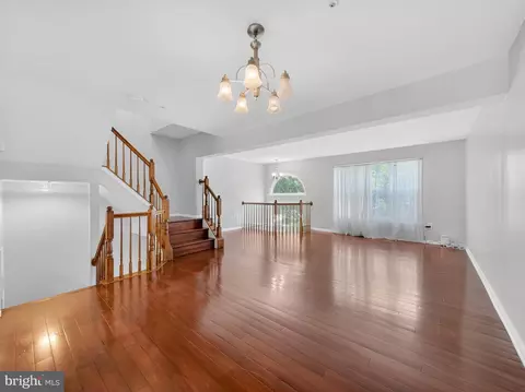 Living - 8602 Lark Pl, Laurel, MD 20724 photo 5 of 6