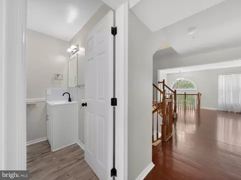 Entry Way - 8602 Lark Pl, Laurel, MD 20724 photo 2 of 5