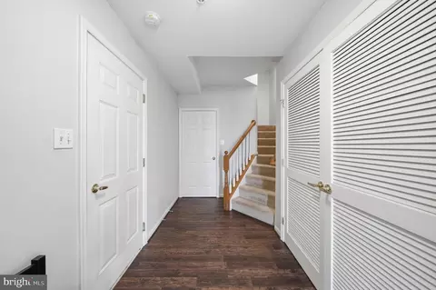 4107 Apple Leaf Ct, Pasadena, MD 21122 photo 4