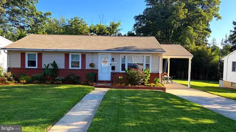 300 Church Cir, Linthicum Heights, MD 21090