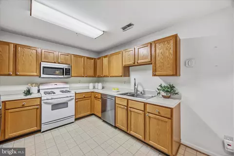 2650 Compass Dr, Annapolis, MD 21401 photo 12