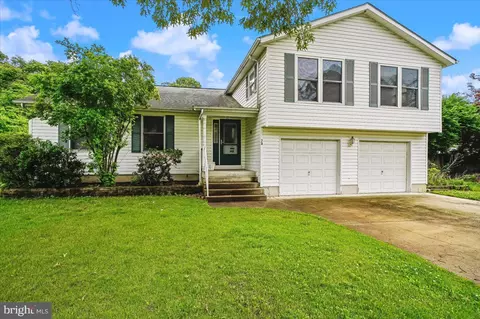 273 North Dr, Severna Park, MD 21146