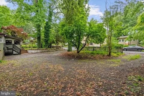Exterior - 1740 Quantico Rd, Edgewater, MD 21037 photo 3 of 9