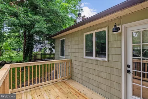 Exterior - 1740 Quantico Rd, Edgewater, MD 21037 photo 2 of 9