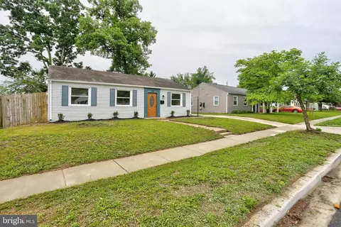 819 Dale Rd, Glen Burnie, MD 21060