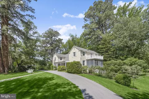 644 Ayrlie Water Rd, Gibson Island, MD 21056