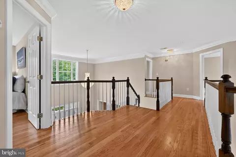 Entry Way - 9 Sewall Ct, Edgewater, MD 21037 photo 10 of 14