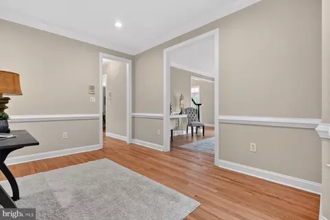 Entry Way - 9 Sewall Ct, Edgewater, MD 21037 photo 8 of 14