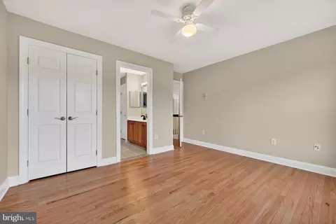 Bedroom - 9 Sewall Ct, Edgewater, MD 21037 photo 7 of 13