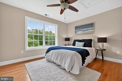 Bedroom - 9 Sewall Ct, Edgewater, MD 21037 photo 5 of 13