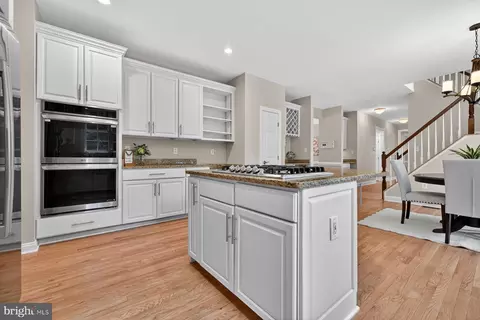 Kitchen - 9 Sewall Ct, Edgewater, MD 21037 photo 5 of 7