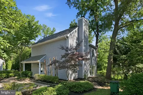 1529 Ritchie Ln, Annapolis, MD 21401