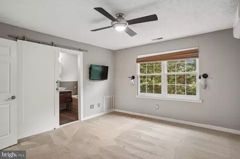 Bedroom - 998 Miles Ct, Arnold, MD 21012 photo 1 of 2