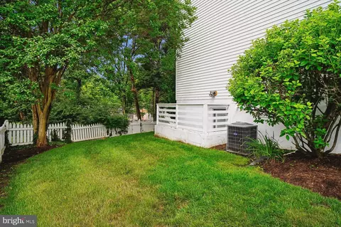 Exterior - 998 Miles Ct, Arnold, MD 21012 photo 10 of 13