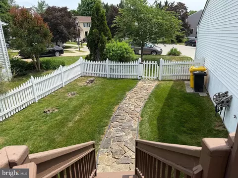 Exterior - 998 Miles Ct, Arnold, MD 21012 photo 7 of 13