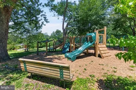 View/Area - 1448 Westway, Arnold, MD 21012 photo 3 of 5