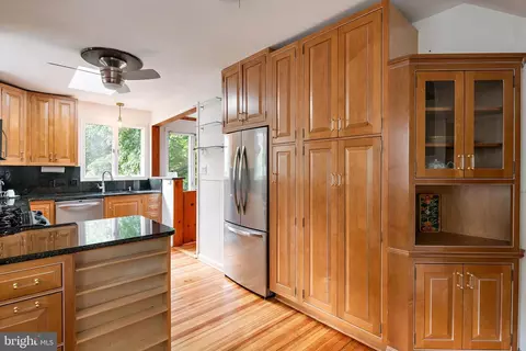 Kitchen - 1448 Westway, Arnold, MD 21012 photo 3 of 4