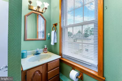Bath - 102 7th Ave, Baltimore, MD 21225 photo 5 of 5