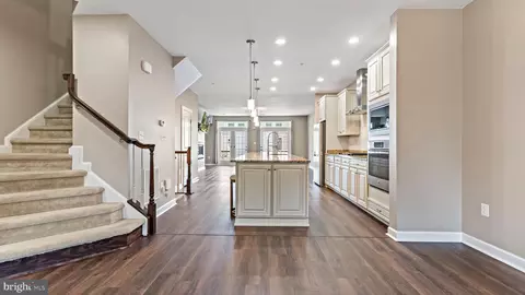 Entry Way - 7724 Duncannon Ln, Hanover, MD 21076 photo 4 of 12