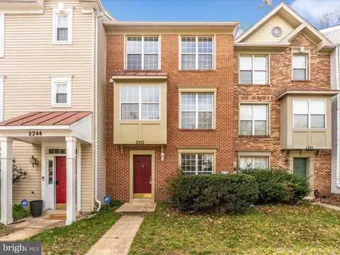 2242 Commissary Cir, Odenton, MD 21113
