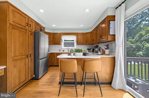 Kitchen - 198 W Paddock Cir, Arnold, MD 21012 photo 1 of 7