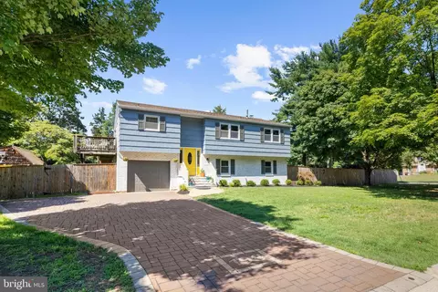 Exterior - 198 W Paddock Cir, Arnold, MD 21012 photo 2 of 21